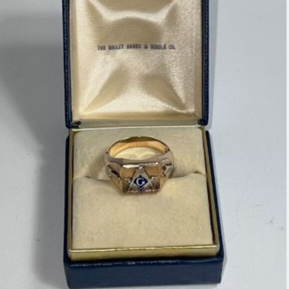 Stamped 14k Yellow Gold Ancient Crafted “G” Symbol Band Ring Size 8.75 - 12.2g - Picture 6 of 8